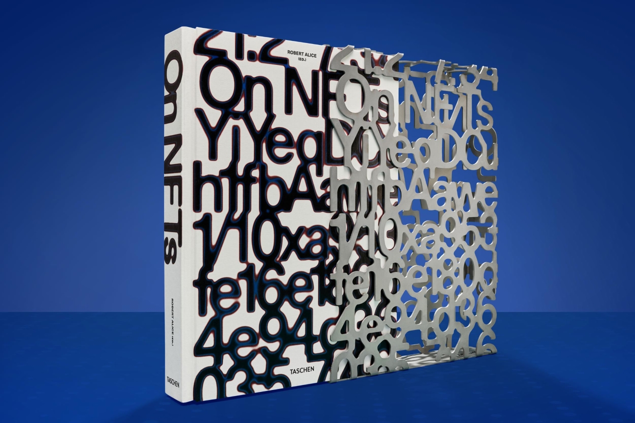 On NFTs. Art Edition No. 1–100, Refik Anadol ‘Machine Hallucinations – Perennial Dreams’ - Bild 3 von 36