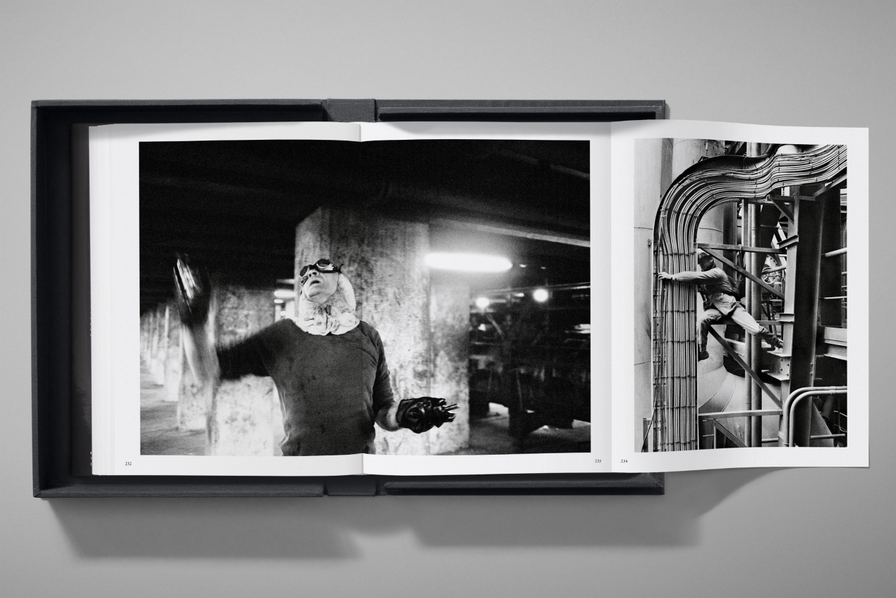 Sebastião Salgado. Workers. Art Edition No. 1–100 ‘Fishermen, Trapani, Italy, 1991’ - Imagen 11 de 18