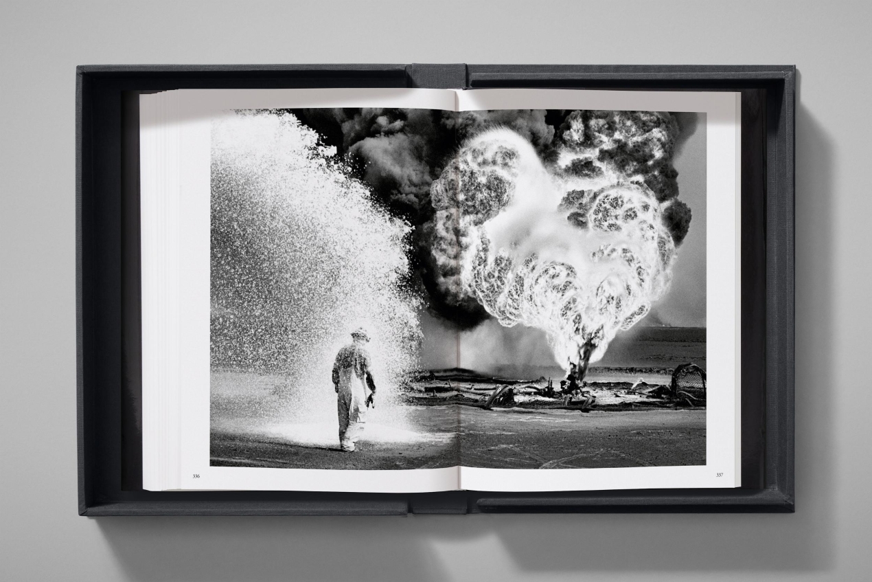 Sebastião Salgado. Workers. Art Edition No. 1–100 ‘Fishermen, Trapani, Italy, 1991’ - Imagen 14 de 18