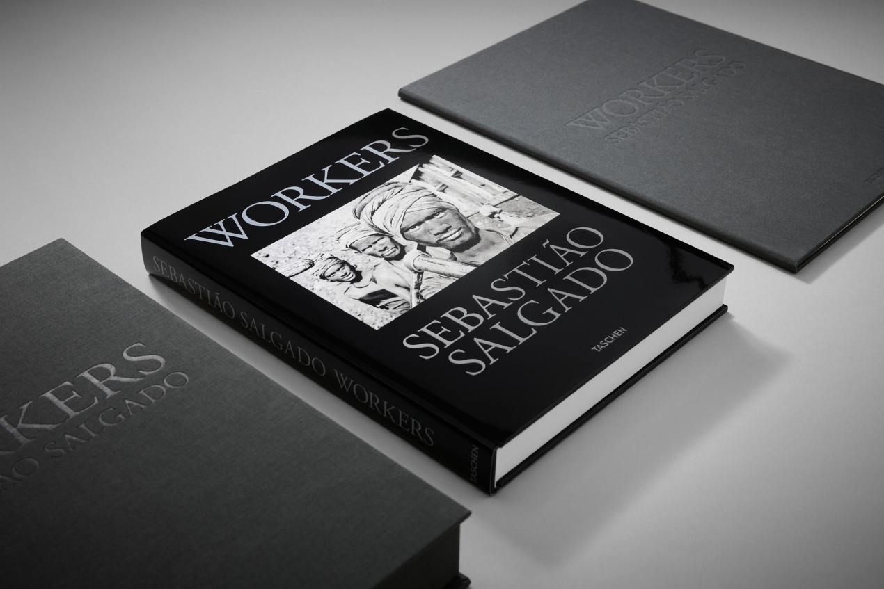 Sebastião Salgado. Workers. Art Edition No. 1–100 ‘Fishermen, Trapani, Italy, 1991’ - Imagen 18 de 18