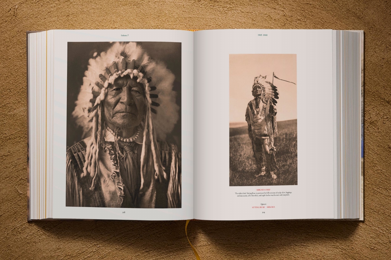 Edward S. Curtis. The North American Indian. The Complete Portfolios - Bild 12 von 19