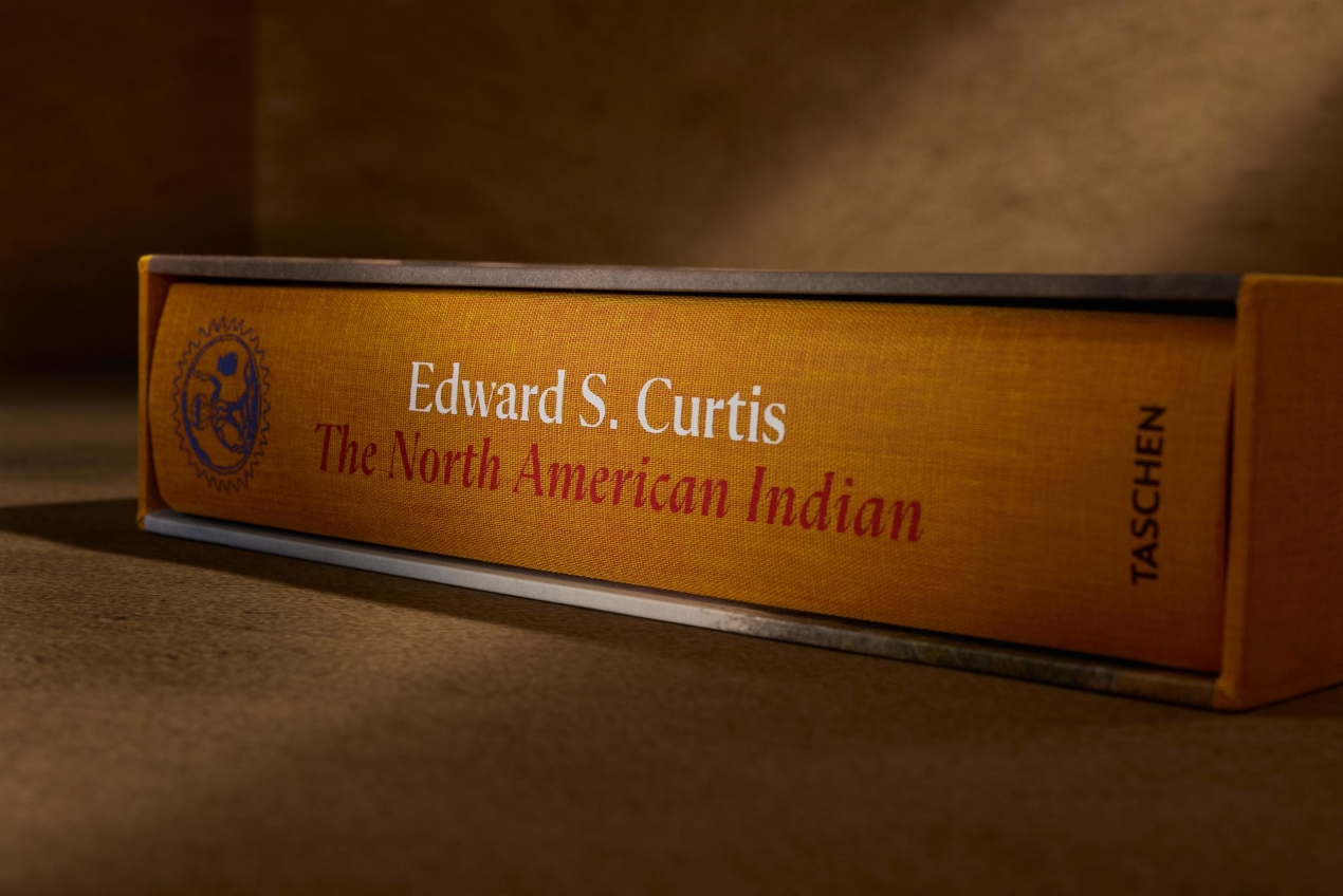 Edward S. Curtis. The North American Indian. The Complete Portfolios - Bild 19 von 19