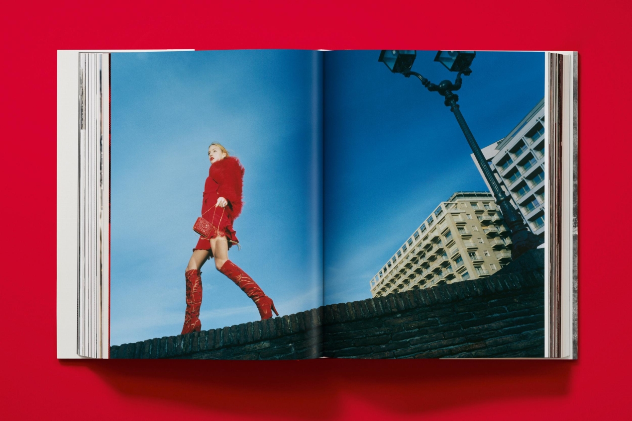 Valentino. A Grand Italian Epic - Image 14 de 19