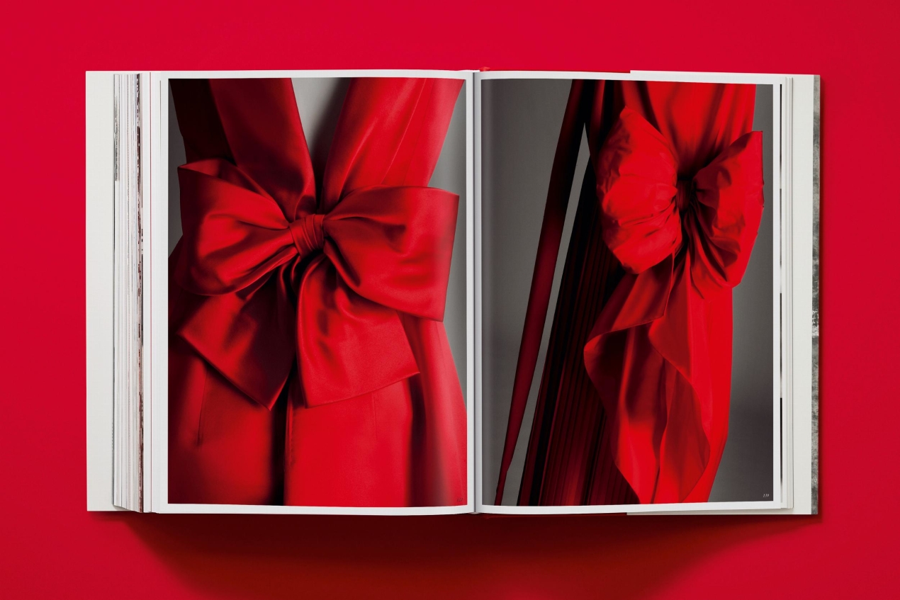 Valentino. A Grand Italian Epic - Image 18 de 19