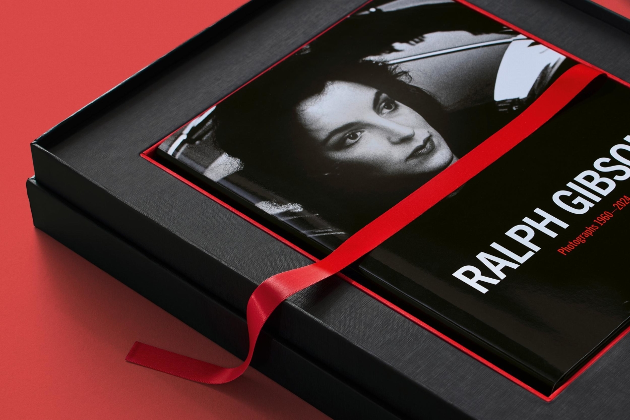 Ralph Gibson. Photographs 1960–2024. Art Edition No. 1–100 ‘Untitled, Elba, 1980’ - Immagine 18 di 18