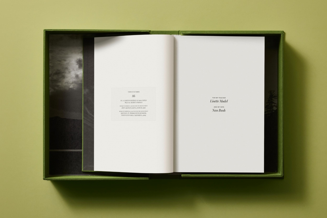 Bruce Weber. Art Edition No. 101–200, ‘Michael St. Pierre with Bonkers, Thousand Oaks, California’, 2004 - Image 6 de 33