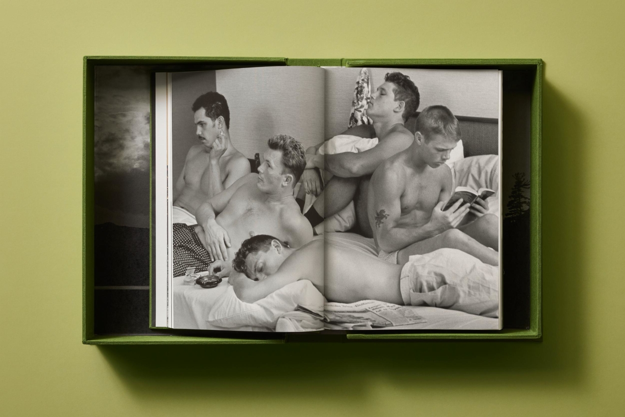 Bruce Weber. Art Edition No. 101–200, ‘Michael St. Pierre with Bonkers, Thousand Oaks, California’, 2004 - Image 10 de 33