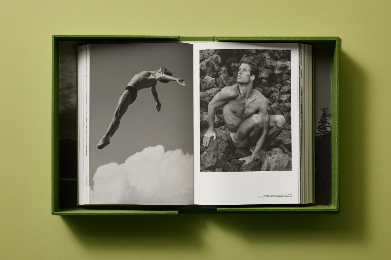 Bruce Weber. Art Edition No. 101–200, ‘Michael St. Pierre with Bonkers, Thousand Oaks, California’, 2004 - Image 16 de 33