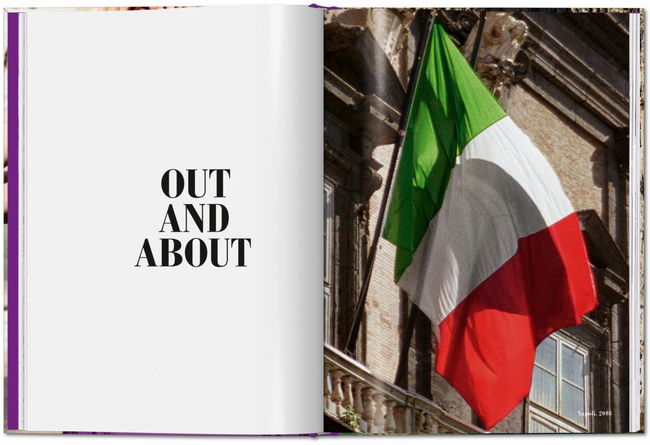 Mario Testino. Ciao - Image 3 of 24