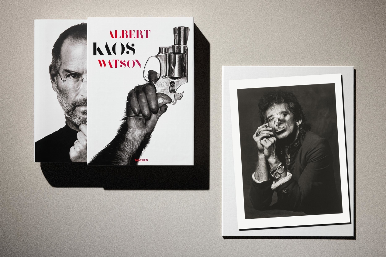 Albert Watson. Kaos. 2nd Edition. Art Edition No. 151–200, 'Keith Richards, New York City', 1988 - Image 1 of 31