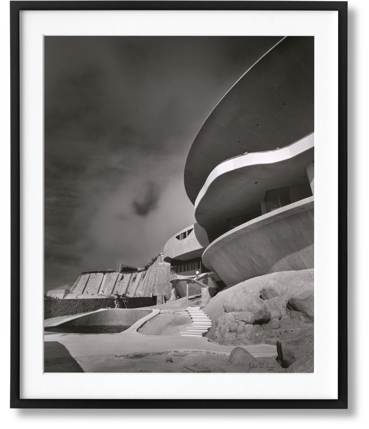 Julius Shulman. 'Lautner, Arango House' - Image 1 of 2