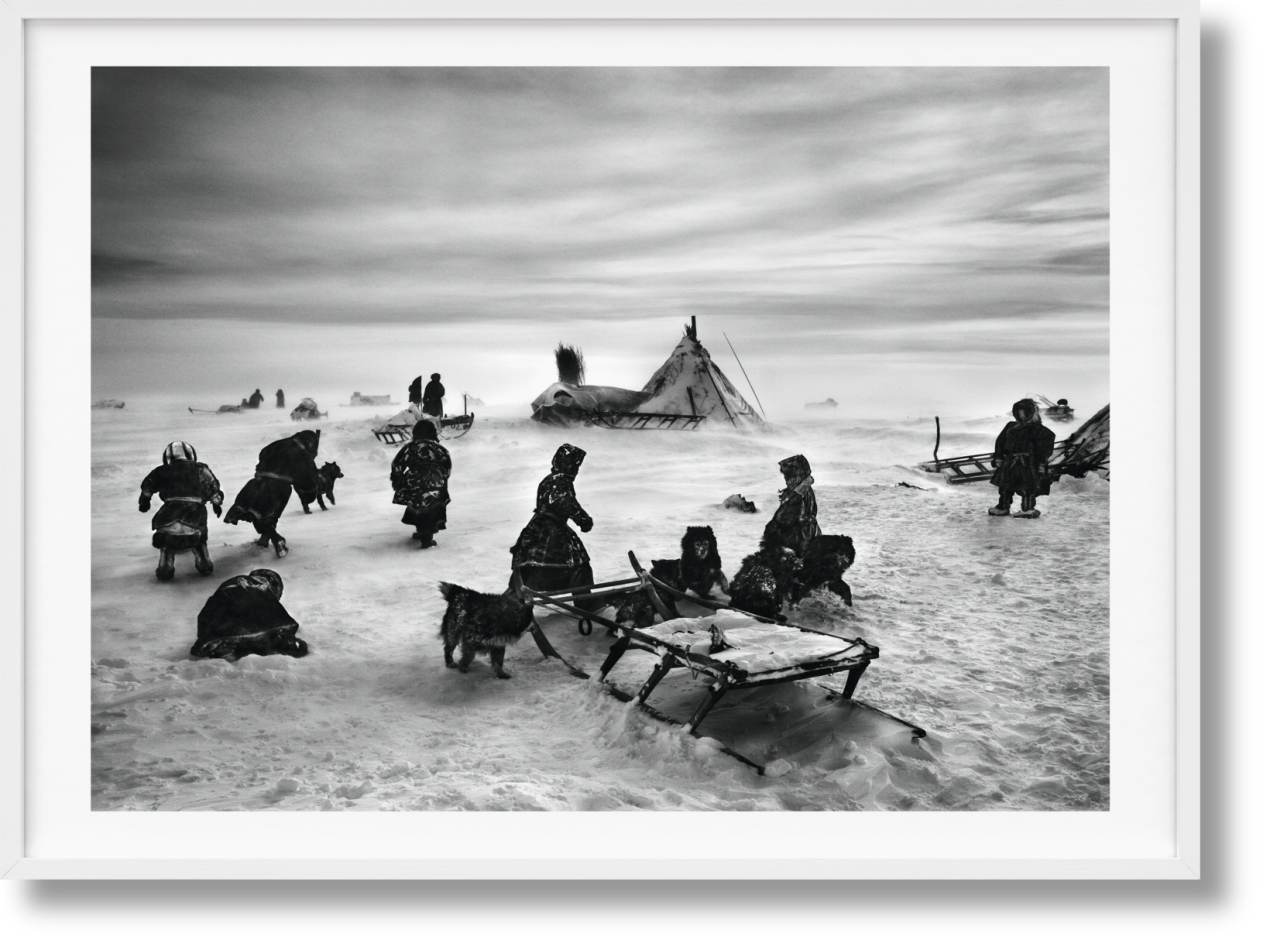 Sebastião Salgado. GENESIS, Art Edition No. 101–200 ‘North of the Ob River, Yamal Peninsula, Siberia, Russia’ - Bild 1 von 12