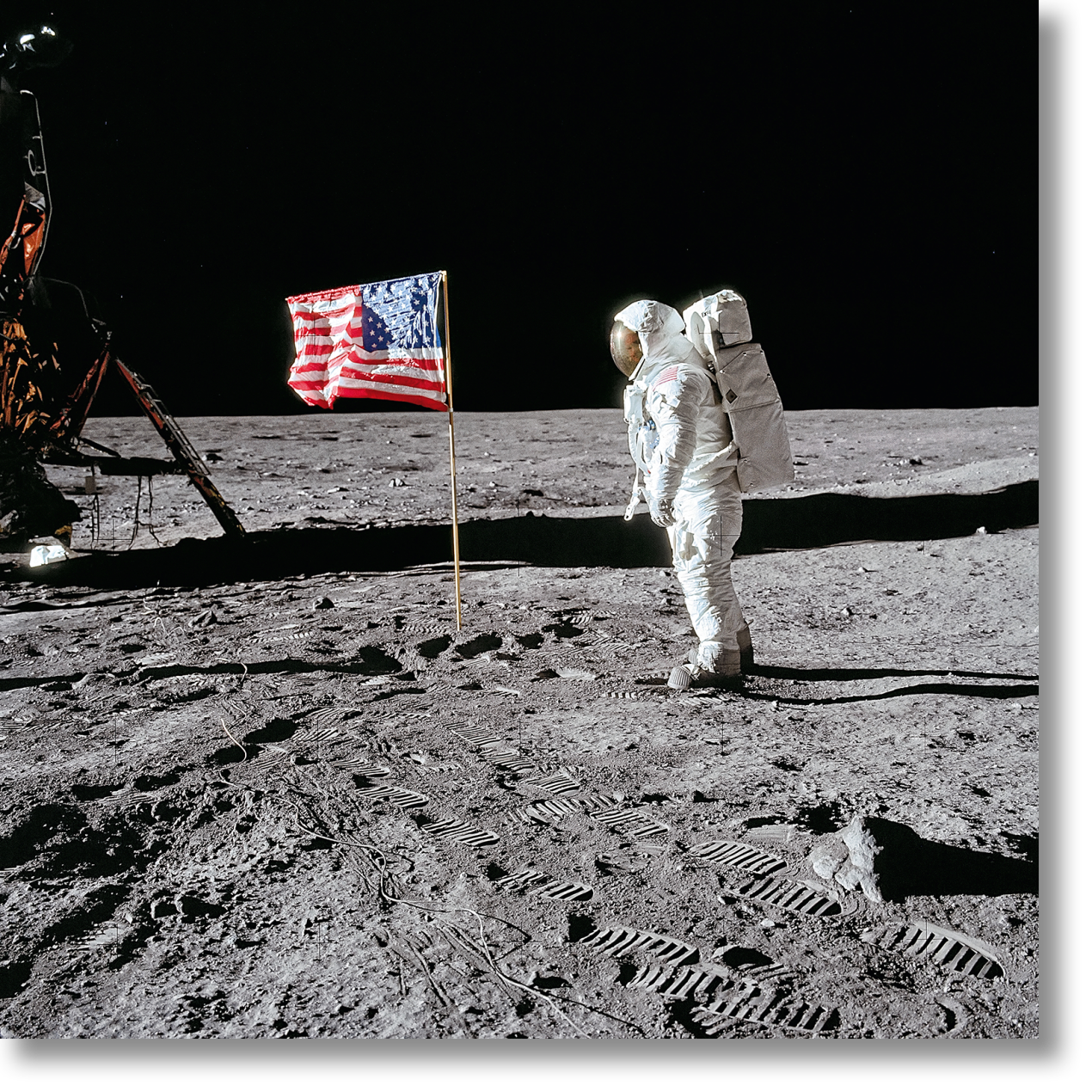Buzz Aldrin. Apollo 11. ‘Flag on the Moon’ - Bild 1 von 7