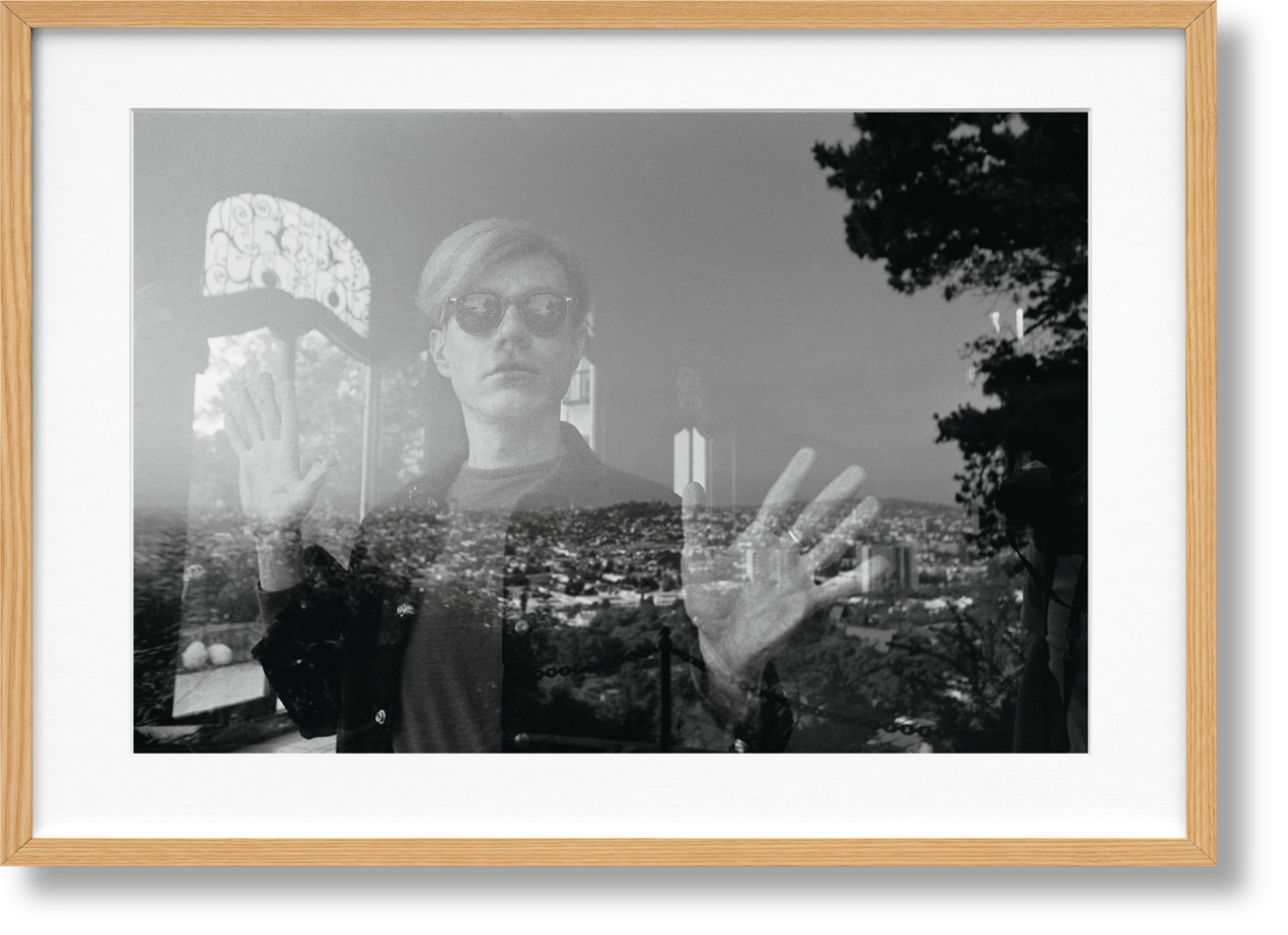 Steve Schapiro. Andy Warhol and Friends. Art Edition No. 1–50 ‘Andy Warhol at the Castle, Los Angeles, 1966’ - Immagine 1 di 19