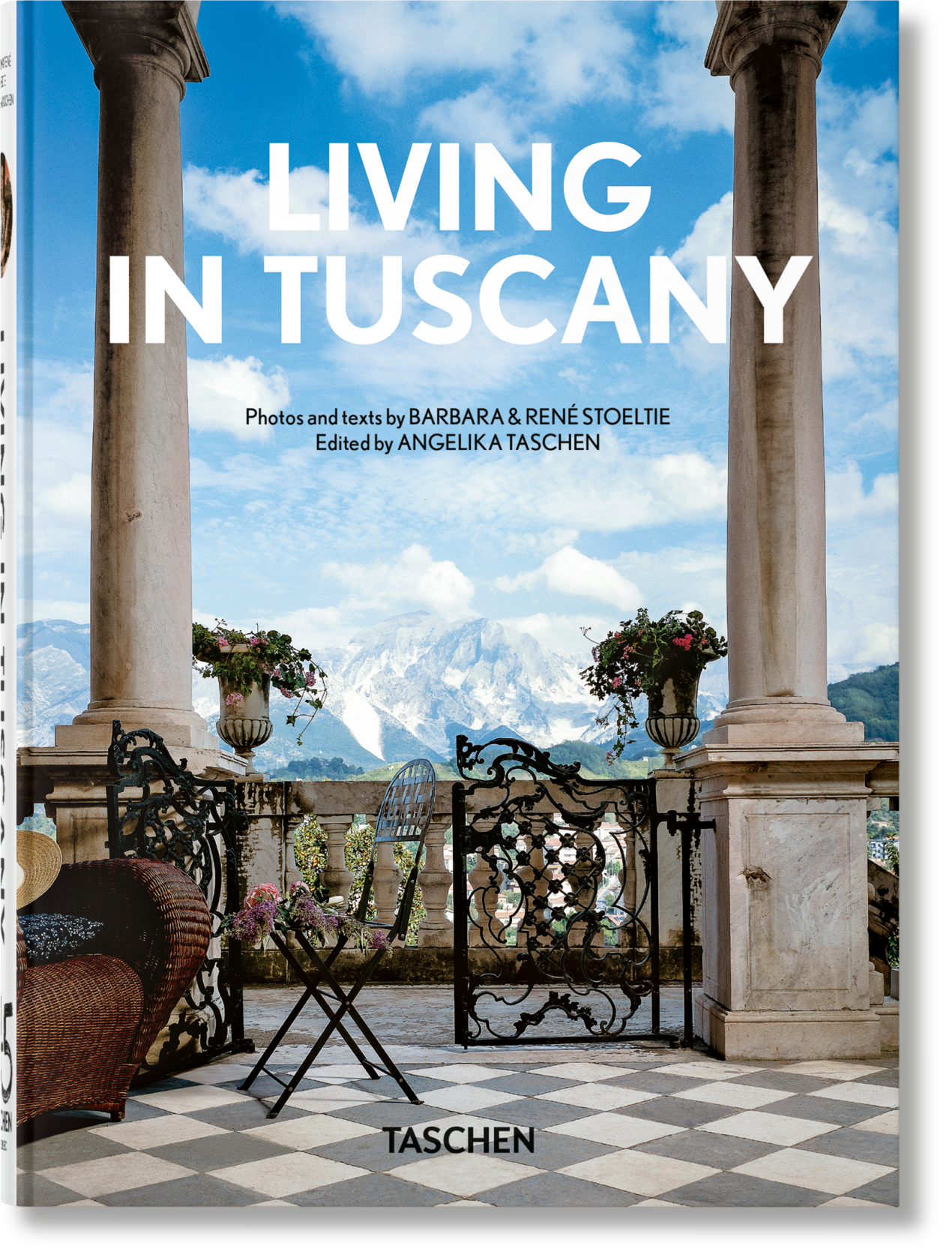 Living in Tuscany. 45th Ed. - Immagine 1 di 9