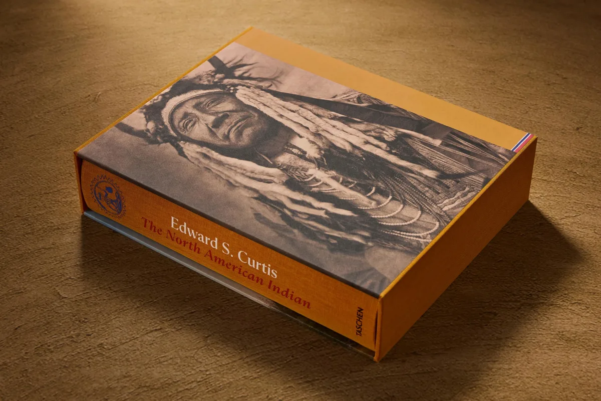 Edward S. Curtis. The North American Indian. The Complete Portfolios