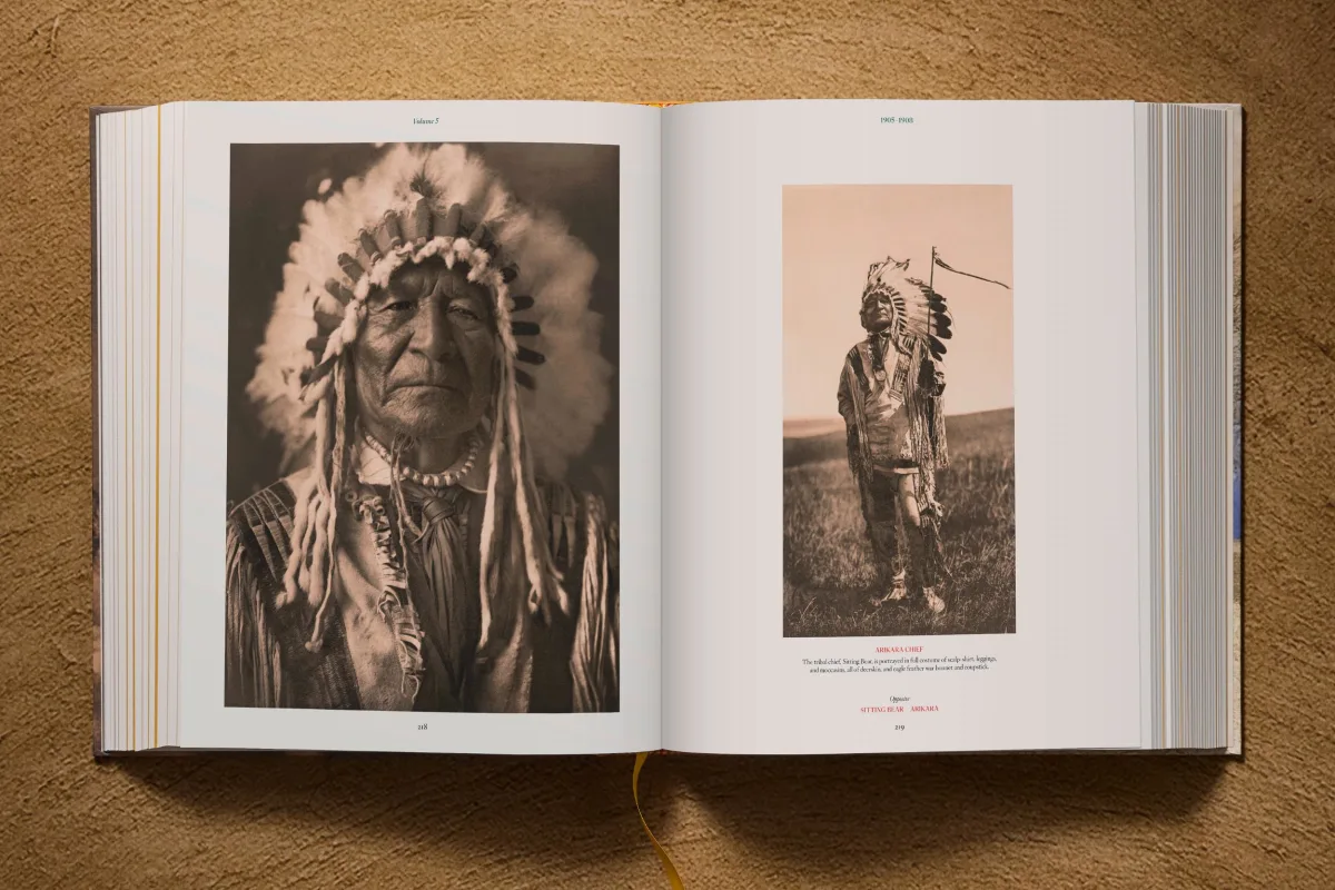 Edward S. Curtis. The North American Indian. The Complete Portfolios