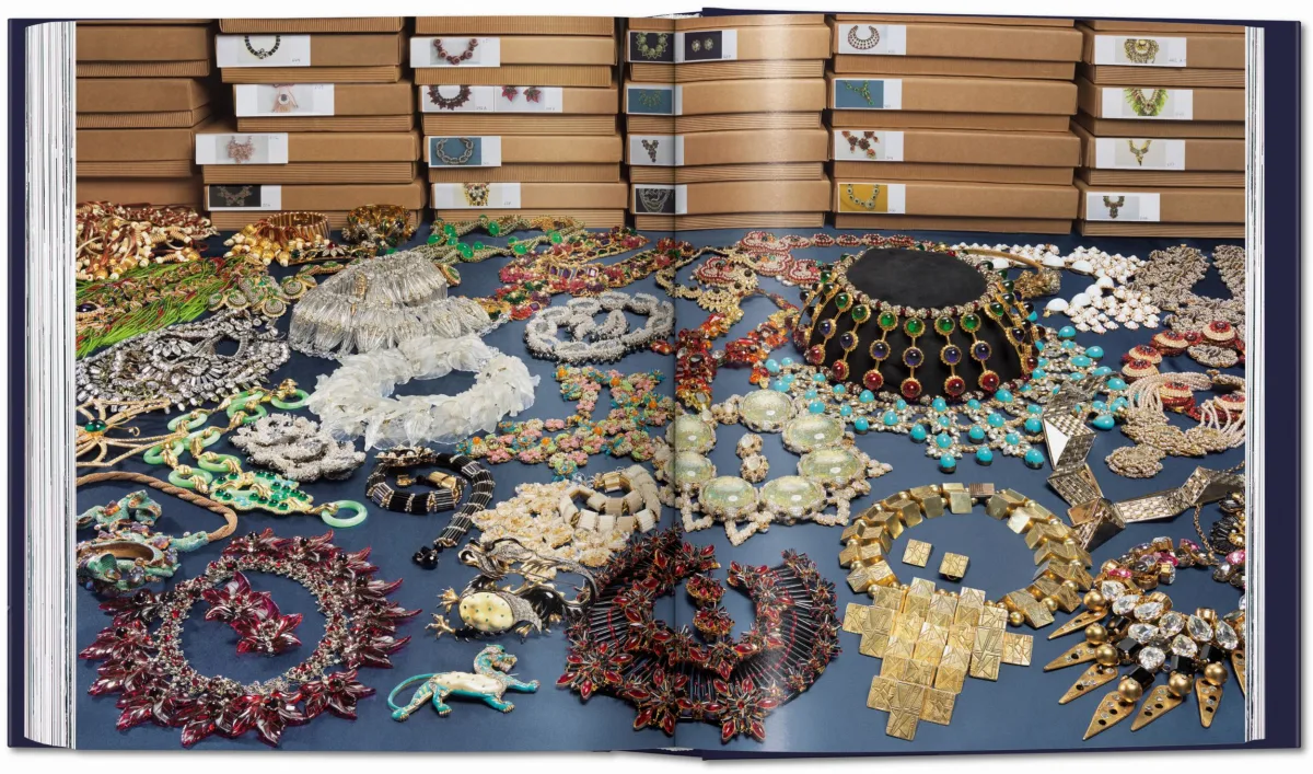 Costume Jewelry - Immagine 18 di 18