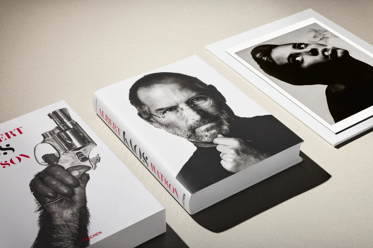 Albert Watson. Kaos. 2nd Edition. Art Edition No. 101–150, 'Christy Turlington (Smoke), New York City', 1990 - Image 2 of 31