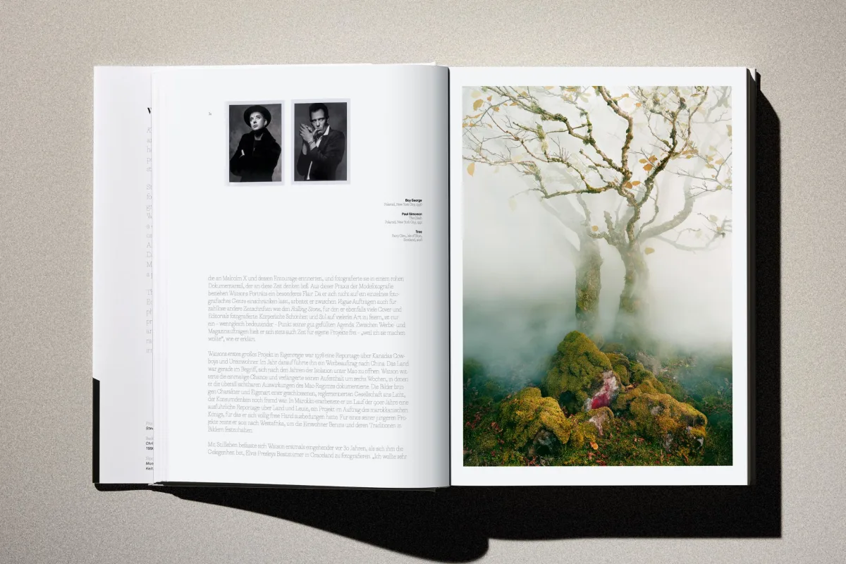 Albert Watson. Kaos. 2nd Edition. Art Edition No. 151–200, 'Keith Richards, New York City', 1988 - Image 8 de 31