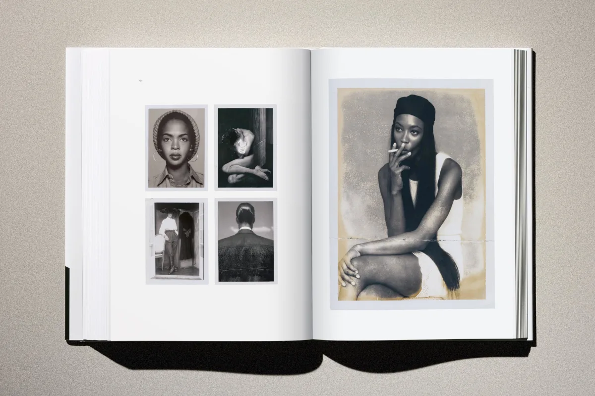 Albert Watson. Kaos. 2nd Edition. Art Edition No. 151–200, 'Keith Richards, New York City', 1988 - Image 24 de 31