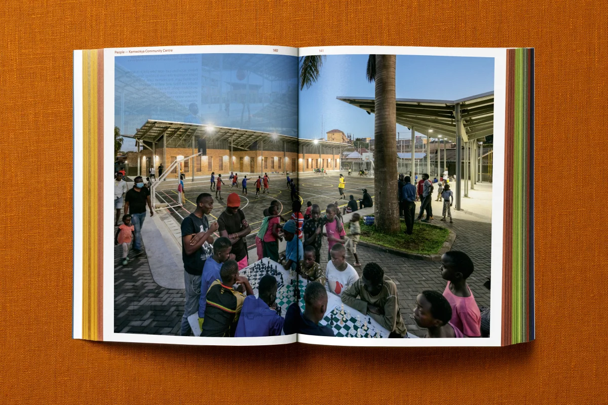 Francis Kéré. Building Stories. Art Edition No. 1–100, ‘Building Brick’ - Bild 20 von 41