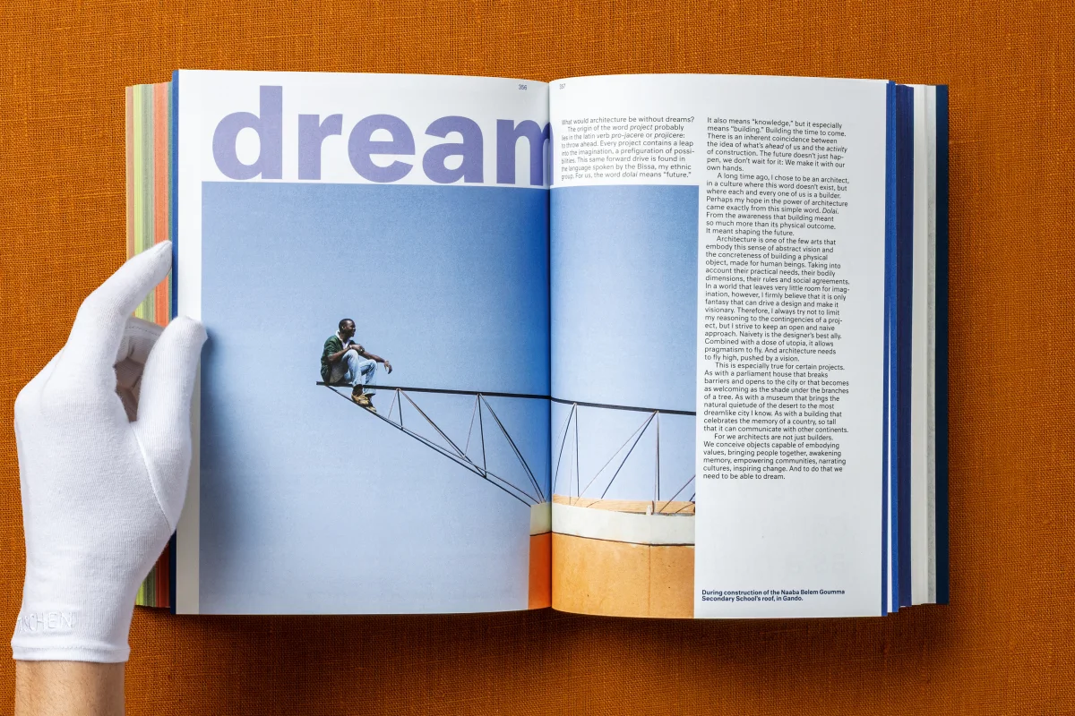 Francis Kéré. Building Stories. Art Edition No. 1–100, ‘Building Brick’ - Bild 33 von 41