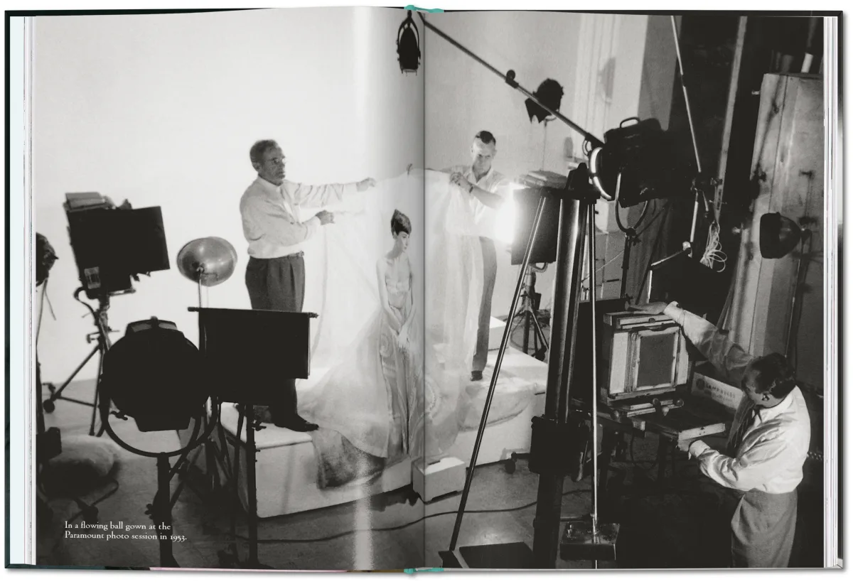 Bob Willoughby. Audrey Hepburn. Photographs 1953–1966 - Image 4 of 13