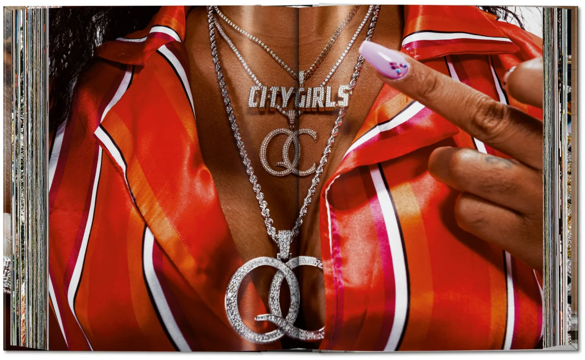 Ice Cold. A Hip-Hop Jewelry History. 45th Ed. - Image 15 de 16