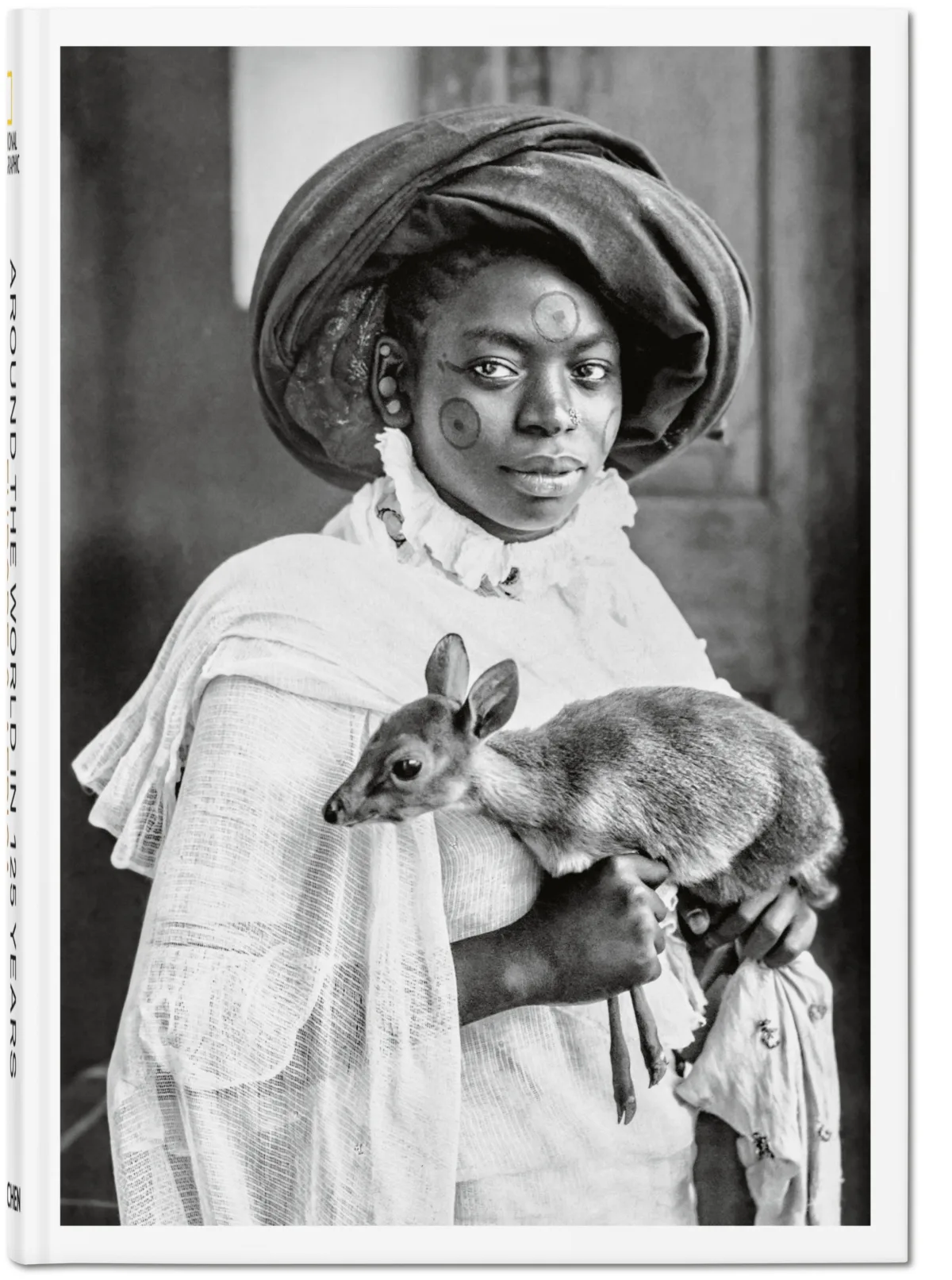 National Geographic. Around the World in 125 Years - Image 3 de 4