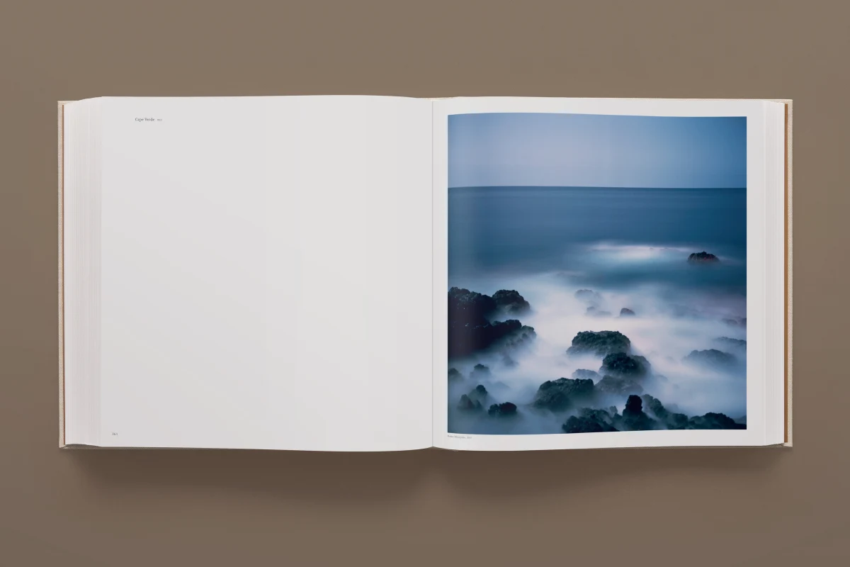 Darren Almond. Fullmoon. Art Edition No. 1–60, ‘Fullmoon@Pentre Ifan’ - Bild 16 von 31