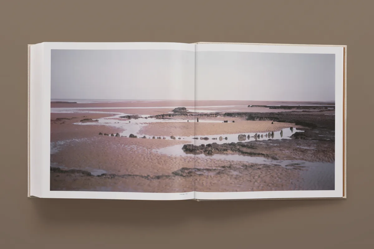 Darren Almond. Fullmoon. Art Edition No. 1–60, ‘Fullmoon@Pentre Ifan’ - Bild 28 von 31