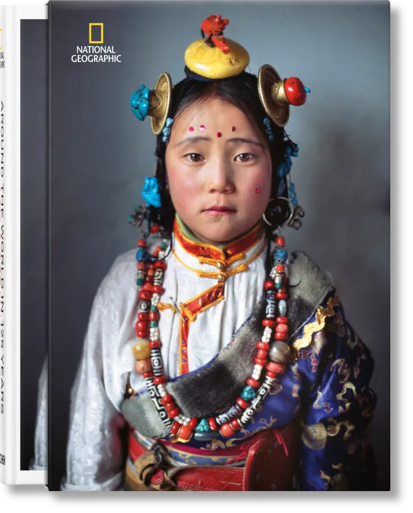 National Geographic. Around the World in 125 Years