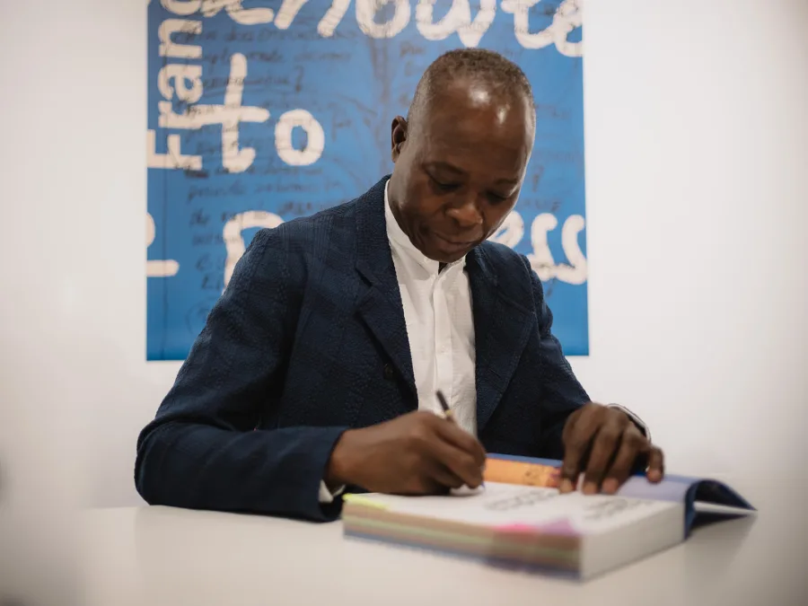 Francis Kéré in Berlin - A book signing with the architect