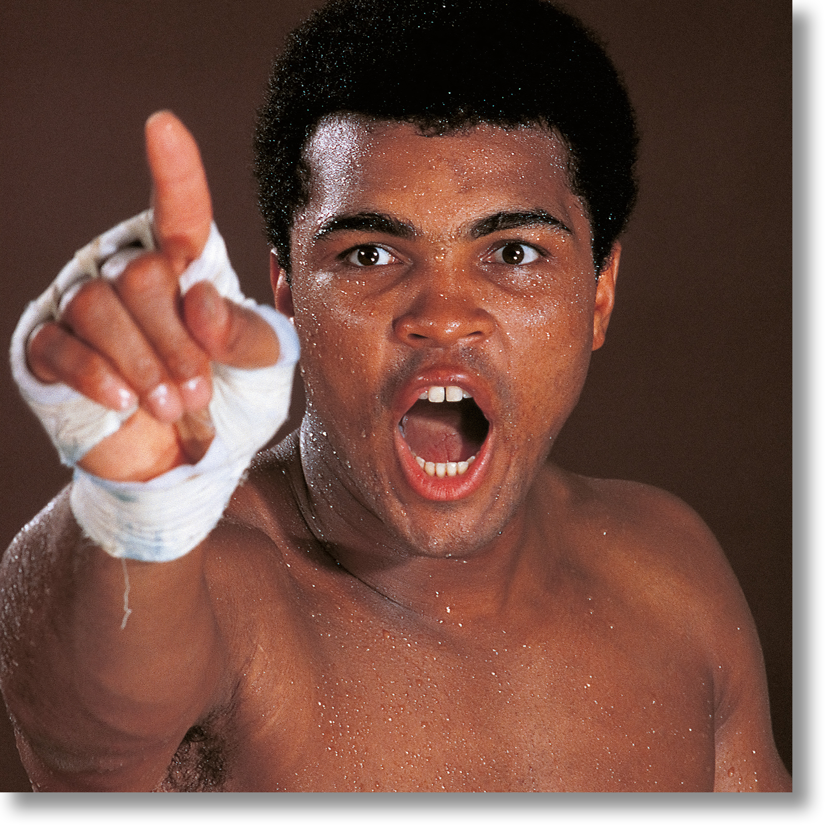 Neil Leifer. Homage to Ali. 'The Mouth That Roared, 1970'. TASCHEN