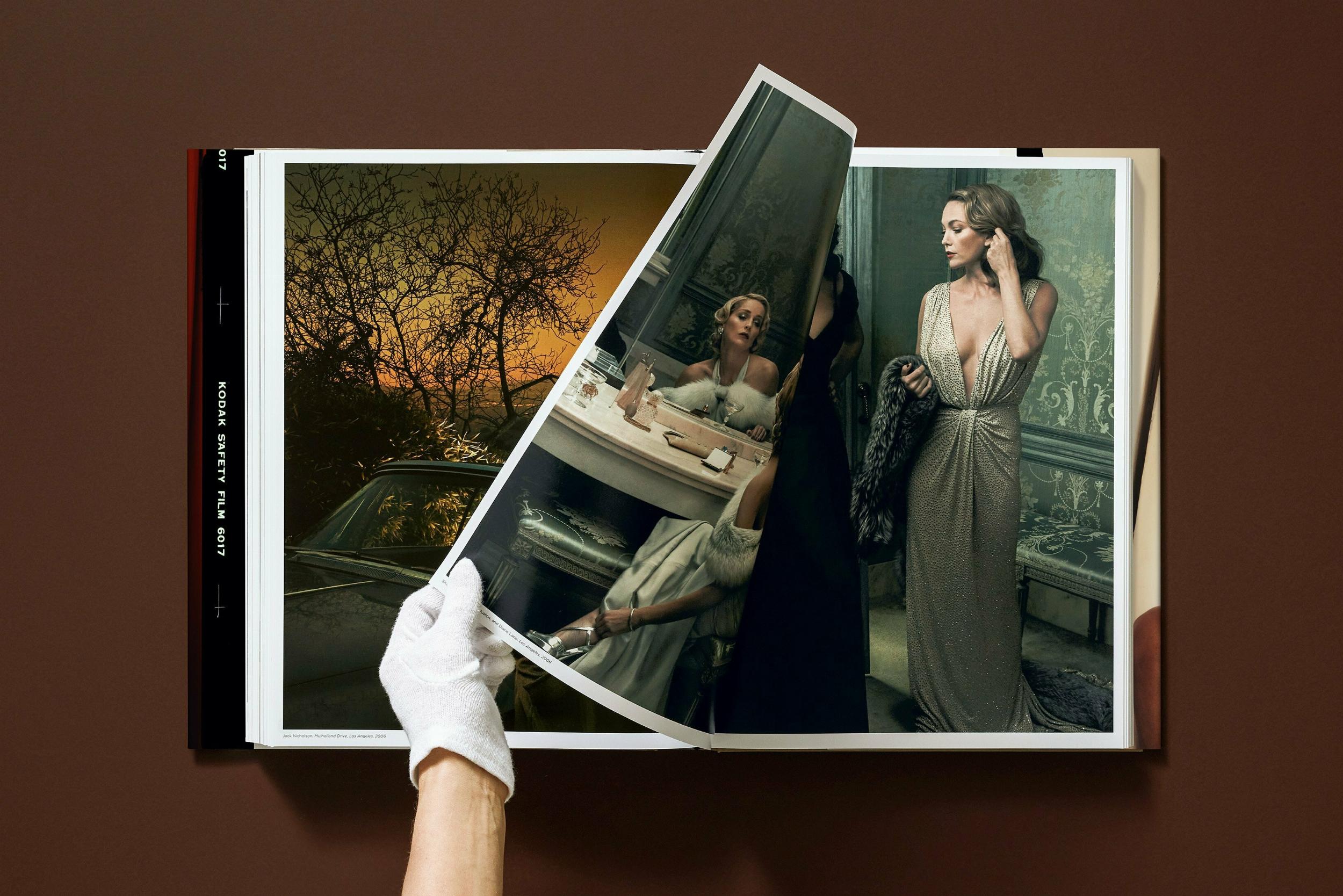 Annie Leibovitz - Image 11 of 15