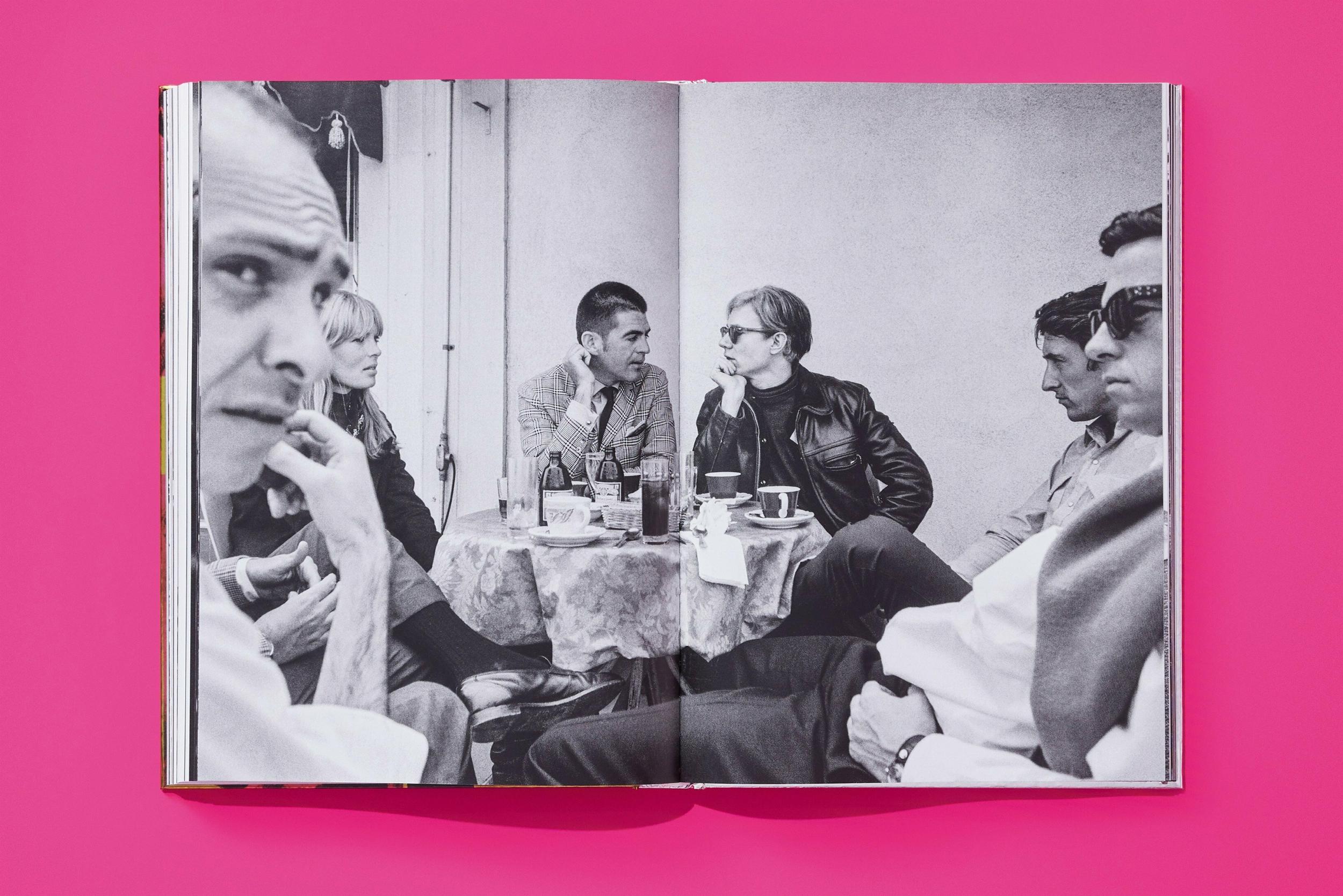 Steve Schapiro. Andy Warhol and Friends. Art Edition No. 1–50 ‘Andy Warhol at the Castle, Los Angeles, 1966’ - Image 15 de 19