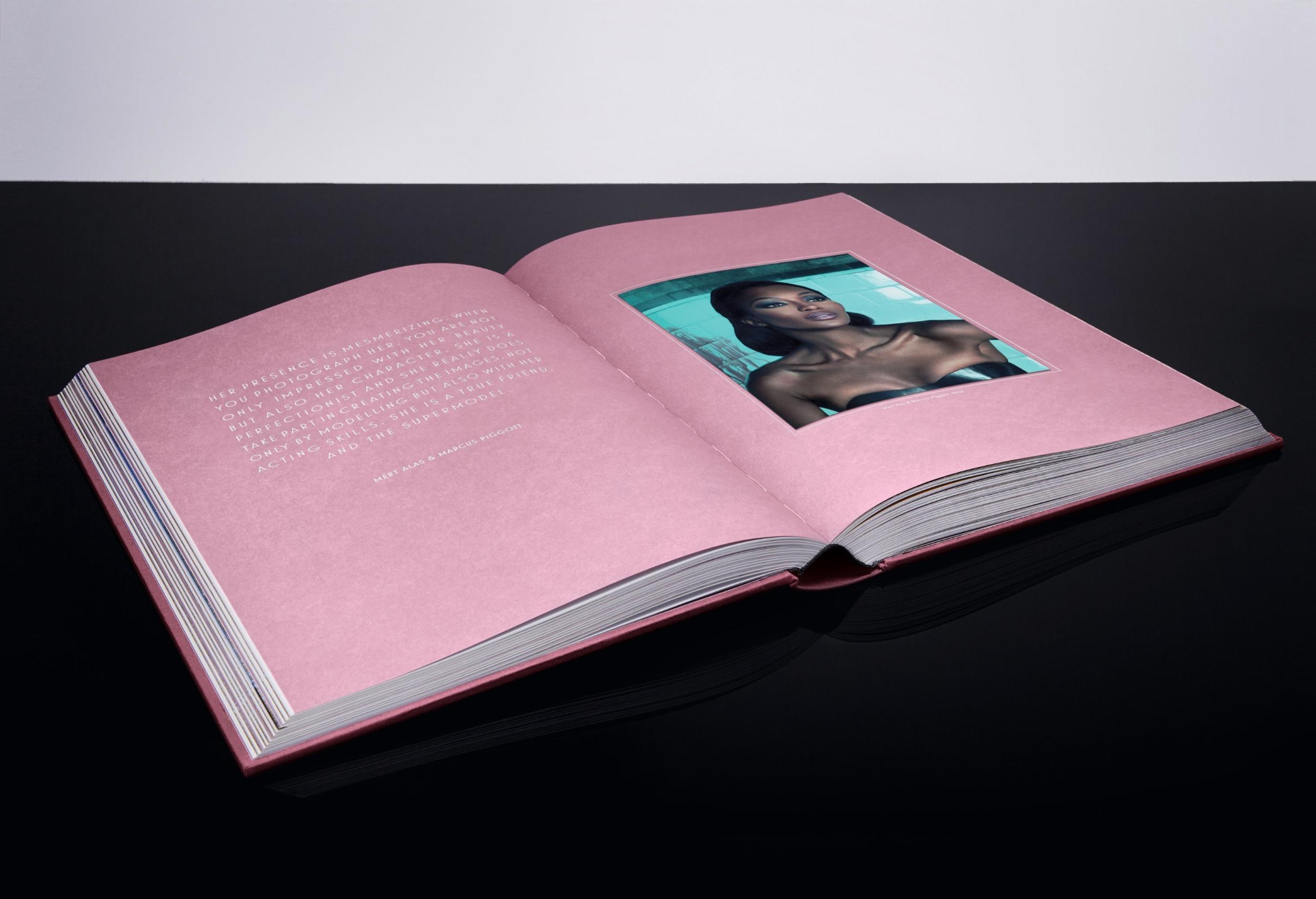 Naomi. Art Edition No. 1–100, Jean-Paul Goude ‘Harper’s Bazaar’ - Image 11 of 11